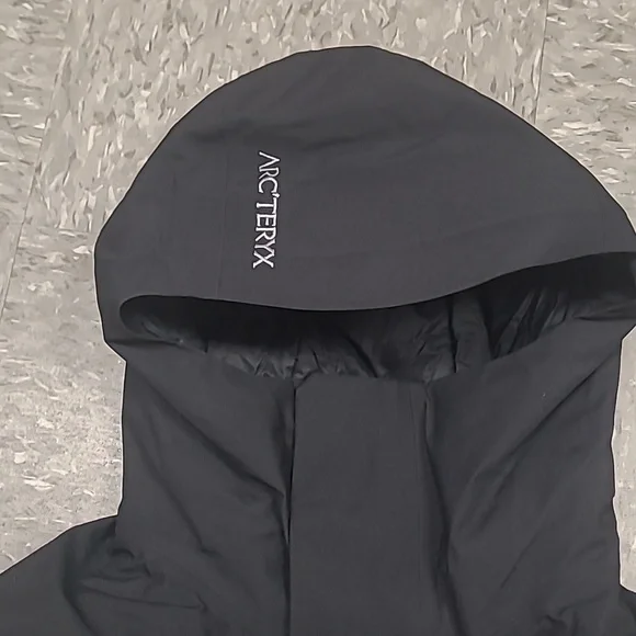 Arc'teryx Therme Parka Men's - Black - Season Pre-2025 - Picture 2 of 12